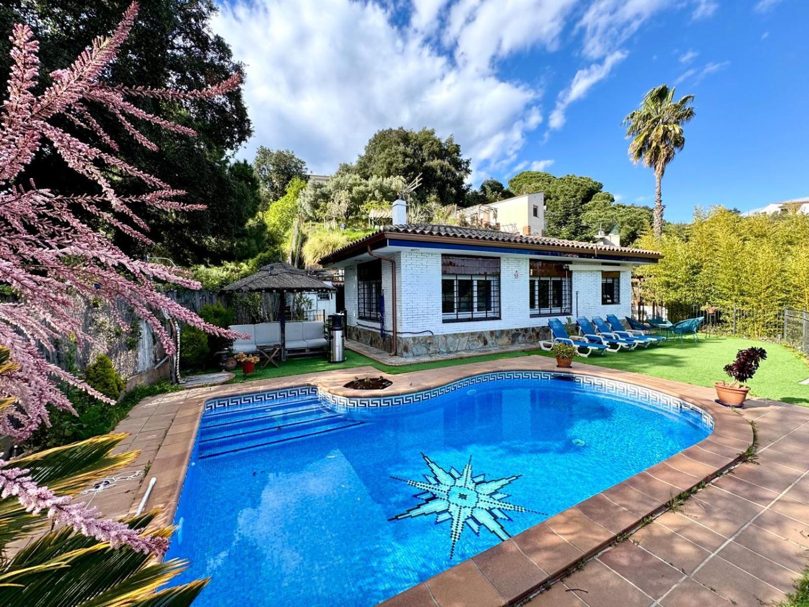 Casa Paraiso Piscina Tranquilidad Sant Cebrià de Vallalta Exteriör bild